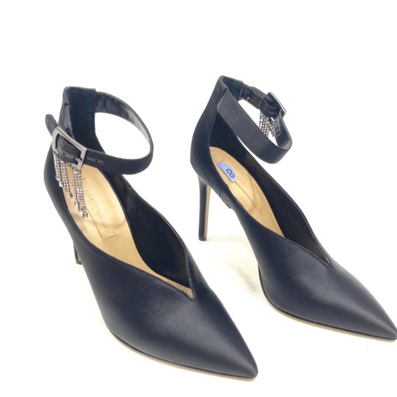 NEW Vince Camuto Greer Rhinestone Black Pump 8 - Picture 2 of 9